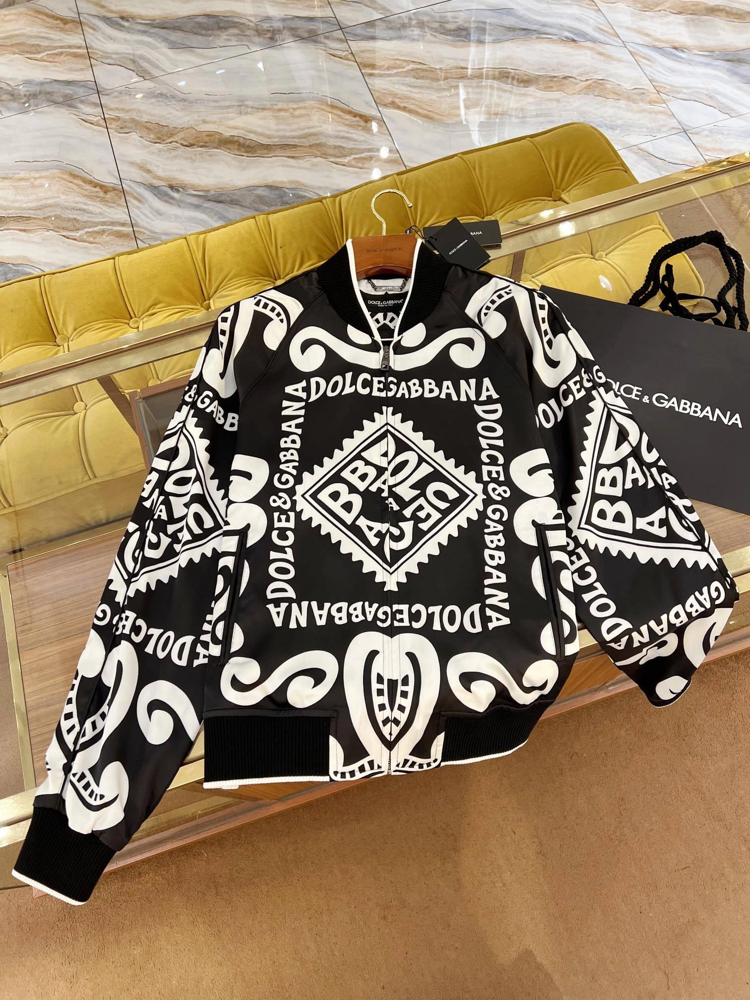 wg.luxury- 4o835& item:D-F409J1920
